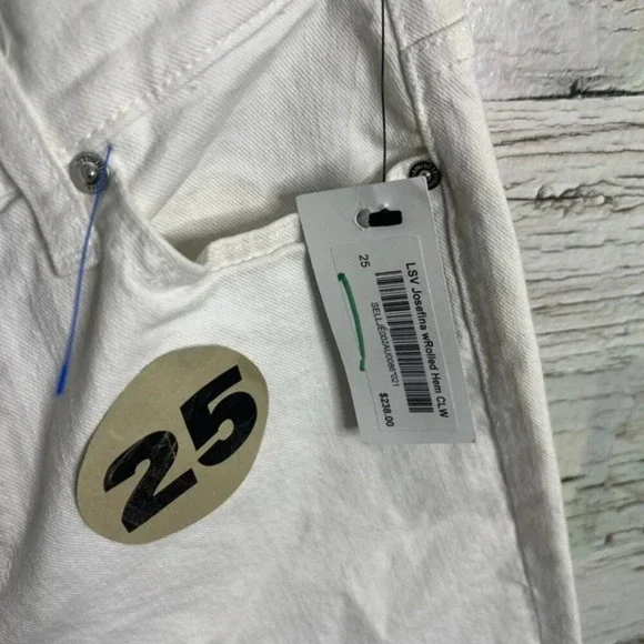 7 FOR ALL MANKIND White Josefina Distressed Jean     Size: 25 NWt - Picture 4 of 8